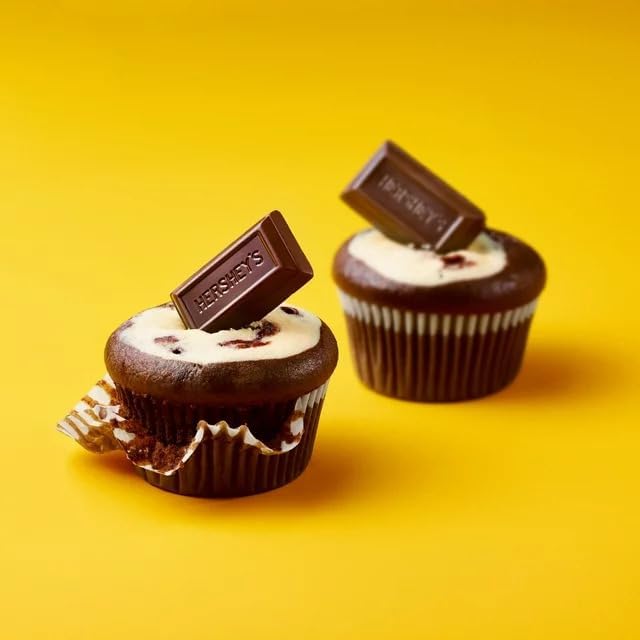 Hershey's Milk Chocolate Candy 2lb Bag - Bulk Individually wrapped Chocolate Bars candy, Bulk chocolates Candy for Easter, Snacking, Pinata, Celebrations, Gifting & More!