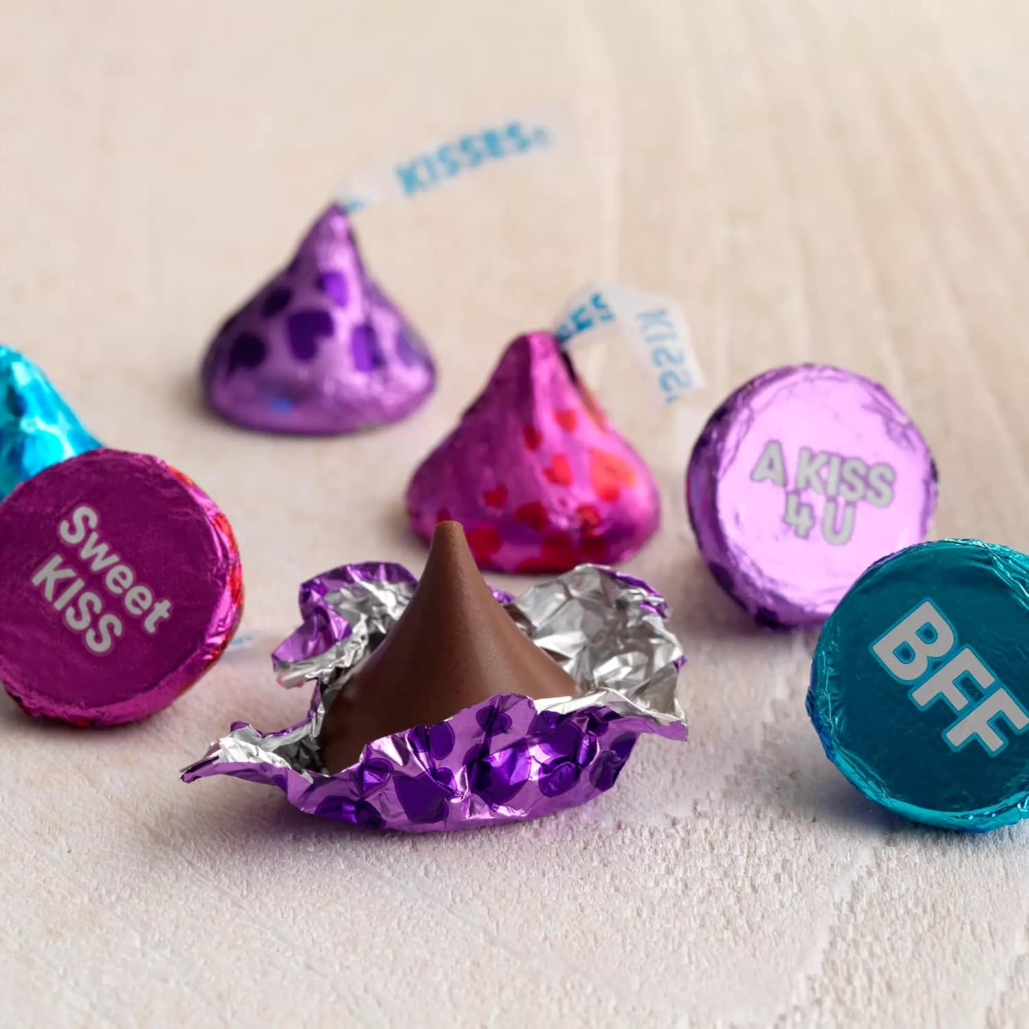 Hershey's Conversation Kisses Valentine Days Bulk Candy - 1lb (100 pcs)