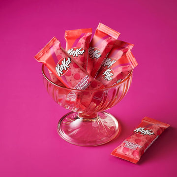 Kitkaat Rasberry Creme Easter Chocolate candy - (1lb 15 Pieces)